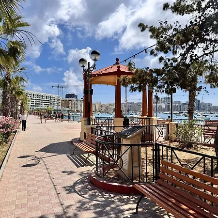 Charming Flat Off The Sea Front Apartment Gzira Exterior photo